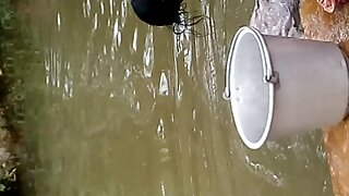 Гарячі дівчата-підлітки Кларіс і Анжеліка трахаються на порно фільми безкоштовно відкритому повітрі в заміському будинку