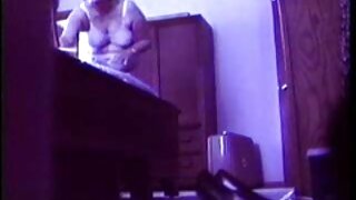Запальний чувак трахає мокру пизду сексуальної коханки Лари Джейд повнометражні порно фільми Дін